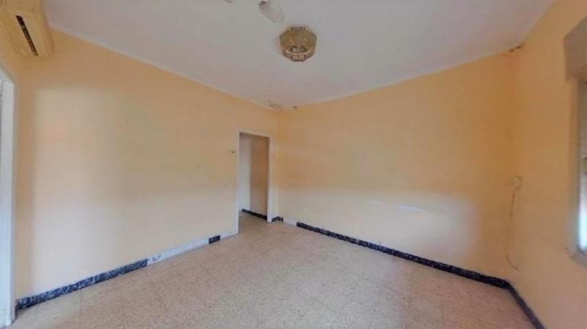 Piso en venta en Sabadell, Campoamor photo 0