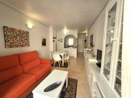 Apartamento en venta en Torrevieja, Centro photo 0