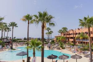 Piso en venta en Benahavís, Bel air photo 0