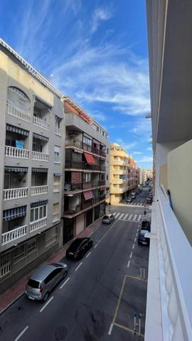 Apartamento en venta en Torrevieja, Cala del palangre photo 0