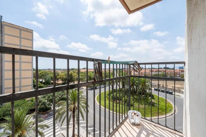 Piso en venta en Reus, Mitjorn photo 0