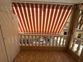 Apartamento en venta en Torrevieja, Habaneras photo 0