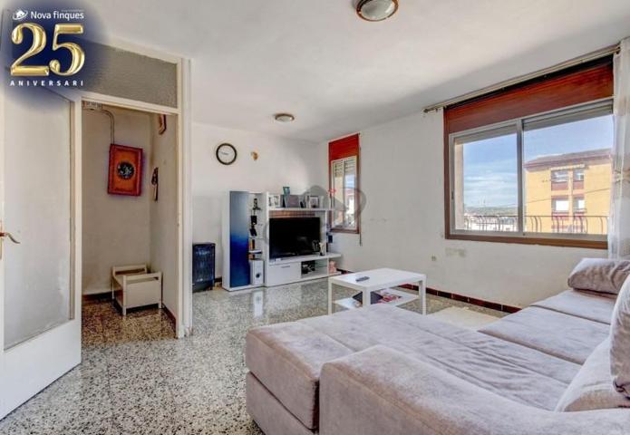 Piso en venta en Sabadell, Can Rull photo 0