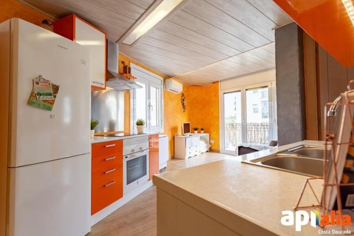 Piso en venta en Salou, Centro photo 0