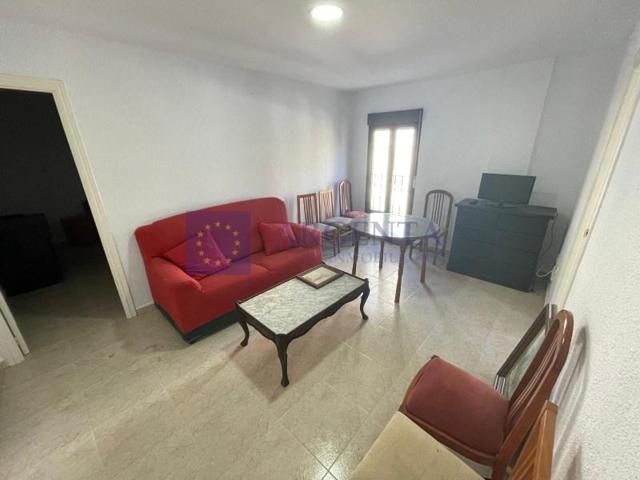 Piso en venta en Cáceres photo 0