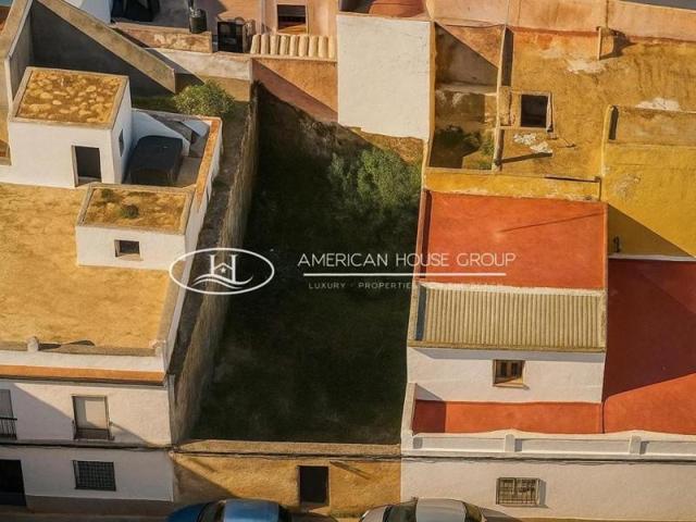 Terreno en venta en Chiclana de la Frontera, Nucleo urbano photo 0