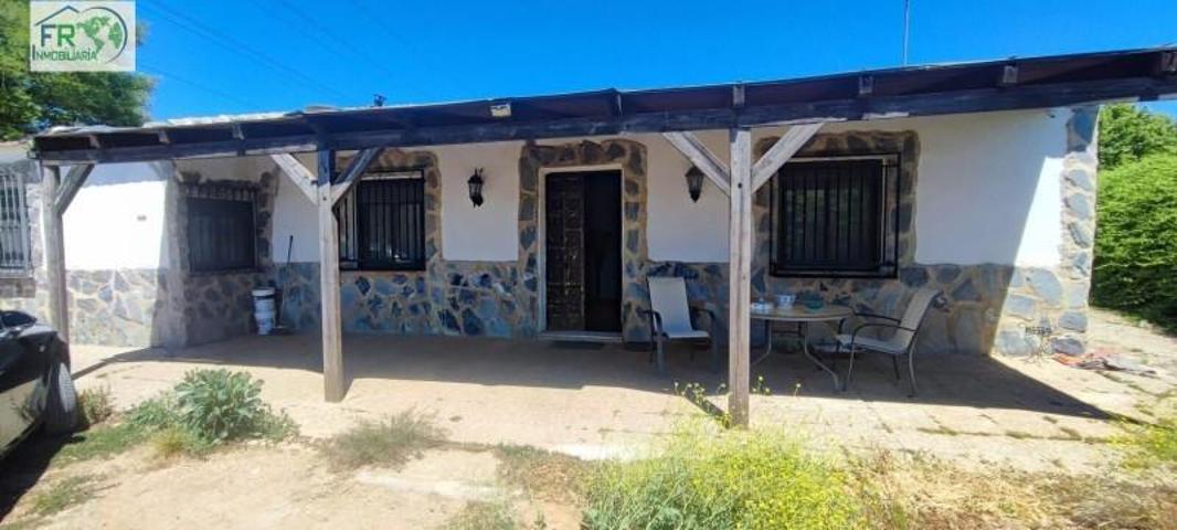 Chalet en venta en Andújar, 3km de andujar photo 0