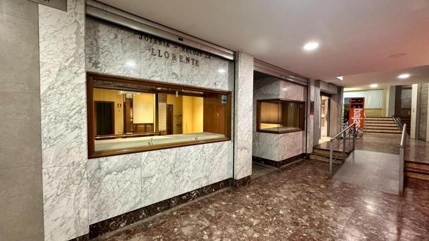 Local comercial en venta en Soria, Centro - Collado - Sto domingo photo 0