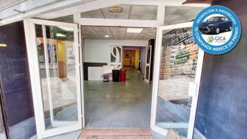 Local comercial en venta en Algeciras, Centro photo 0