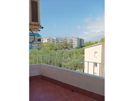 Edificio en venta en Vilanova i la Geltrú photo 0