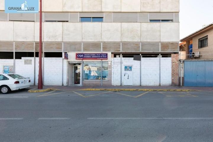 Local comercial en venta en Armilla, Iglesia San Miguel photo 0