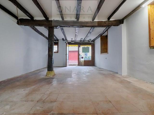Local comercial en venta en Hondarribia photo 0