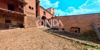 Adosada en venta en Tremp, Suterranya photo 0