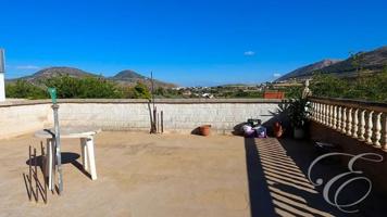 Casa con terreno en venta en Loja, Loja photo 0