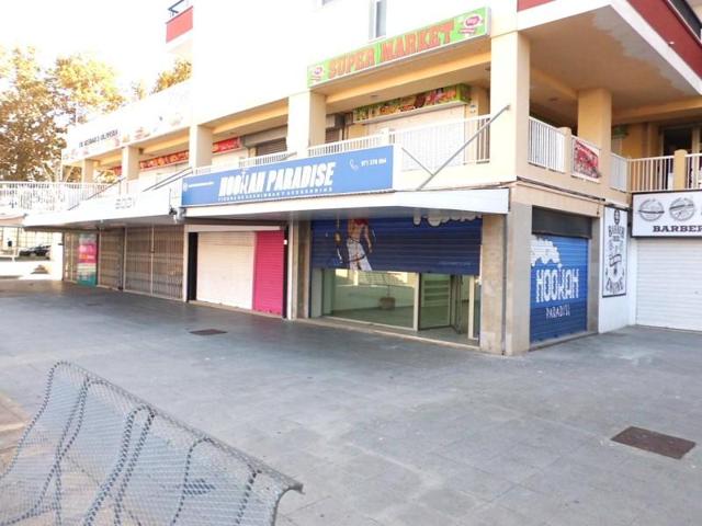 Local comercial en venta en Calvia, Magaluf photo 0