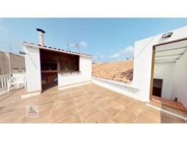 Casa en venta en Llíria photo 0