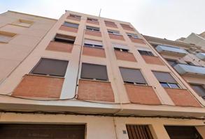 Piso en venta en Terrassa, La Maurina photo 0