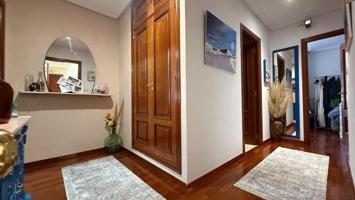 Apartamento en venta en Ourense, Veintiuno photo 0