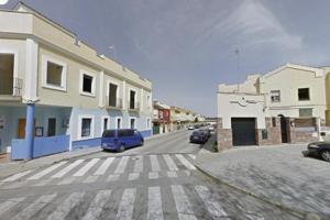 Casa en venta en Mairena del Alcor, Andalucia photo 0