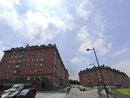 Piso en venta en Oviedo, Cerdeño-El Palais-Mercadín photo 0