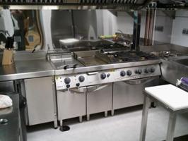 Local comercial en venta en Ferrol photo 0