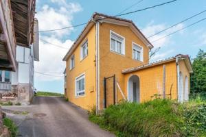 Casa en venta en Castrillón, Pillarno photo 0