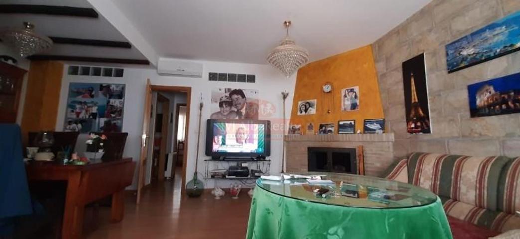 Adosada en venta en Pozohondo, Pozohondo photo 0