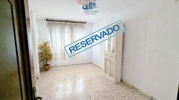 Apartamento en venta en Jaén, Hospital General photo 0