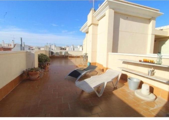 Apartamento en venta en Torrevieja, Centro photo 0