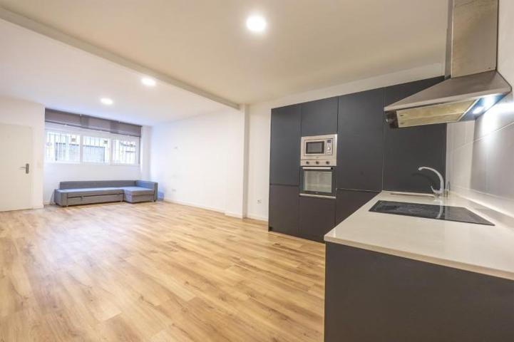 Oficina en venta en Alicante, Campoamor photo 0