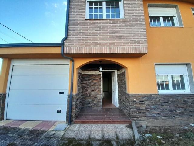 Adosada en venta en Carracedelo, Villadepalos photo 0