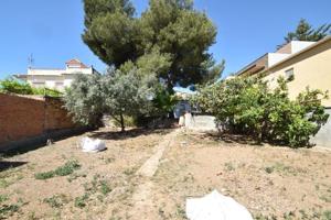 Terreno en venta en Vilanova i la Geltrú, La Collada photo 0