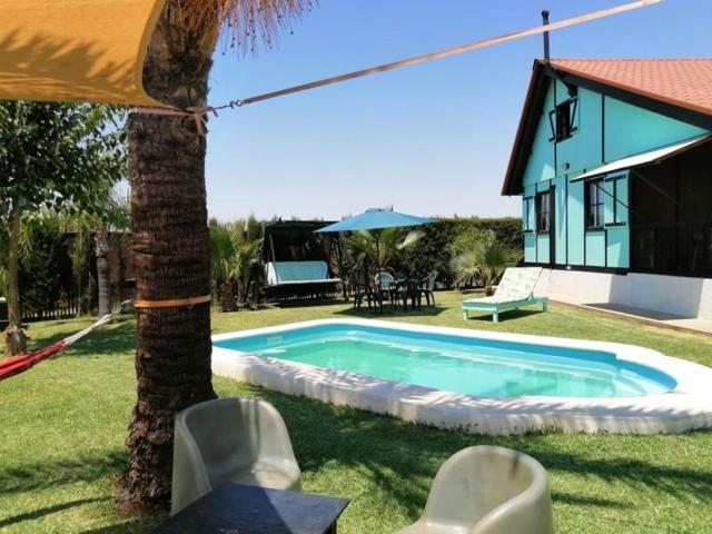 Chalet en venta en Utrera, Urbanizacion Bencarron photo 0