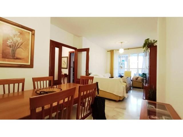 Piso en venta en Badajoz photo 0