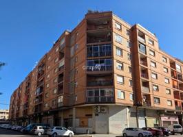 Piso en venta en Lleida photo 0