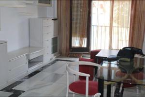 Piso en venta en Algeciras, SALESIANOS photo 0