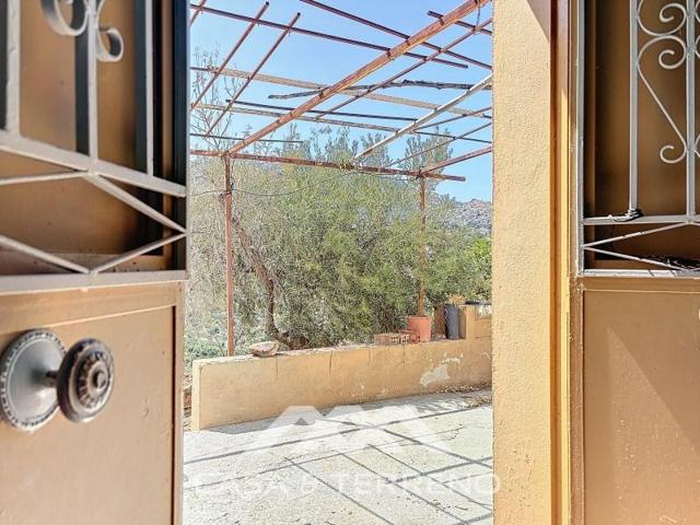 Casa con terreno en venta en Comares photo 0