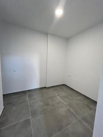 Local comercial en venta en Chiclana de la Frontera, La soledad photo 0