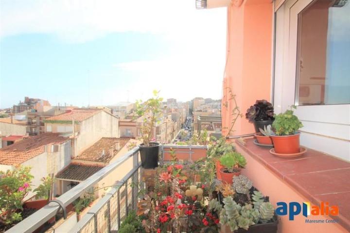 Piso en venta en Mataró, Eixample photo 0