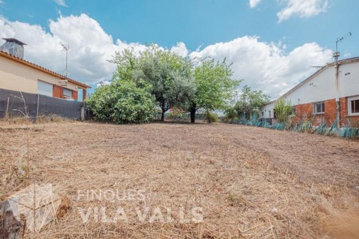 Terreno en venta en Santa Eulàlia de Ronçana, Can farell photo 0