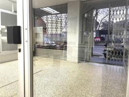 Local comercial en venta en Terrassa, SANT PERE photo 0