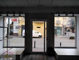Local comercial en venta en Cuenca photo 0