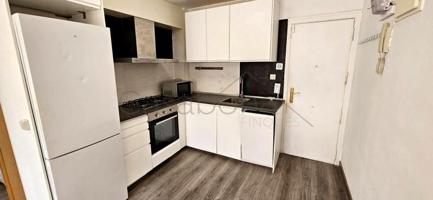 Aticos en venta en L'Hospitalet de Llobregat photo 0