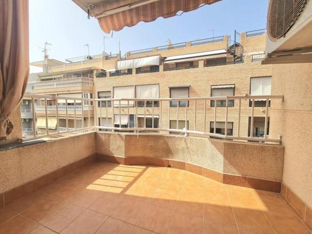 Apartamento en venta en Torrevieja, Los balcones photo 0