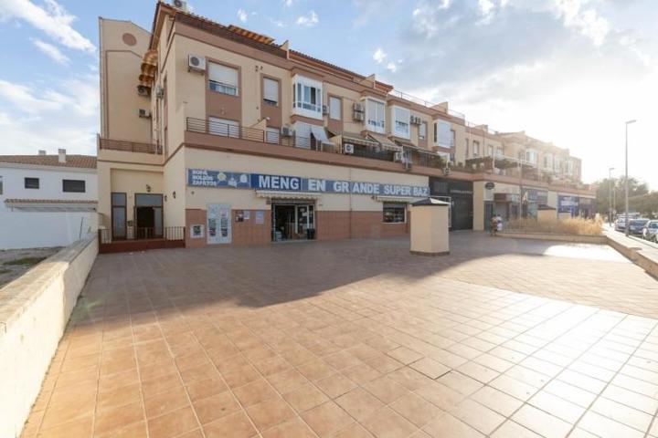 Piso en venta en Atarfe, Centro photo 0