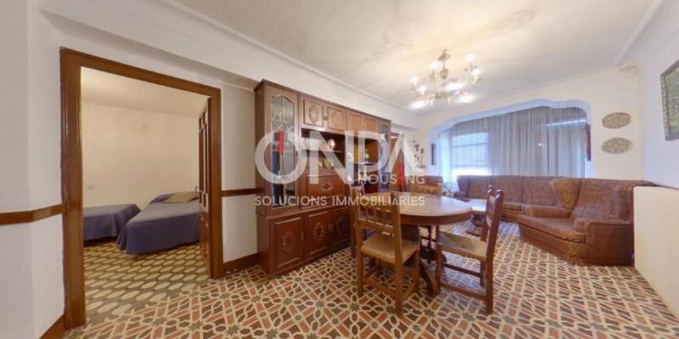 Adosada en venta en Salàs de Pallars, Salàs de Pallars photo 0