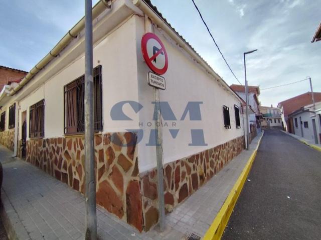 Casa en venta en Bargas photo 0