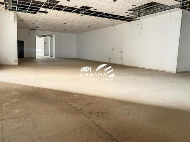 Local comercial en venta en La Rambla, Calle Aguilar, 14540 photo 0