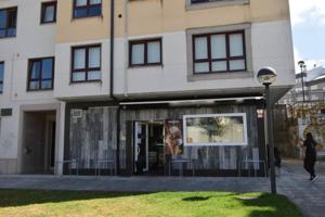 Local comercial en venta en Cambre, Temple photo 0