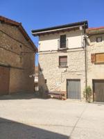 Casa en venta en Cabredo, Centro photo 0